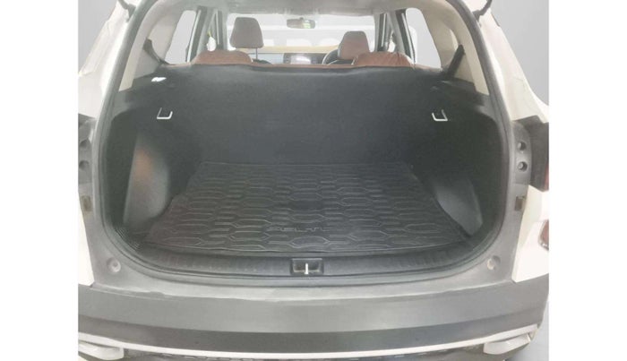 2022 KIA SELTOS HTK PLUS 1.5 DIESEL IMT, Diesel, Manual, 72,277 km, Boot Inside