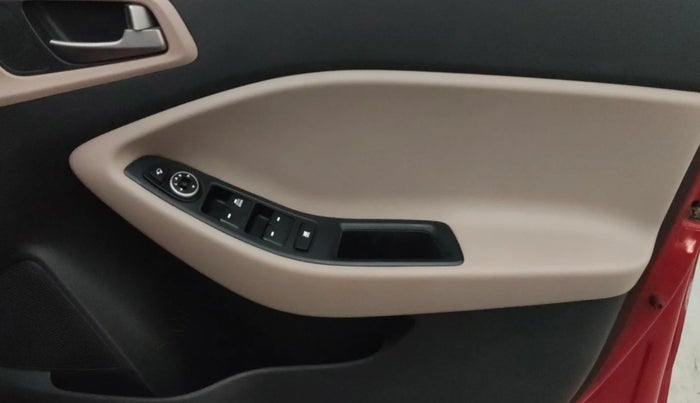 2015 Hyundai Elite i20 SPORTZ 1.2, Petrol, Manual, 72,918 km, Driver Side Door Panels Control