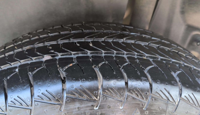 2022 Maruti Grand Vitara ALPHA SMART HYBRID AT, Petrol, Automatic, 31,545 km, Right Front Tyre Tread