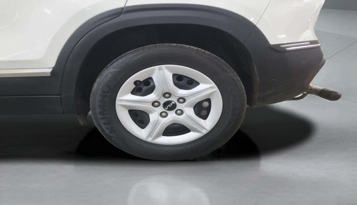 2023 KIA SELTOS  HTE 1.5 PETROL MT, Petrol, Manual, 49,208 km, Left Rear Wheel