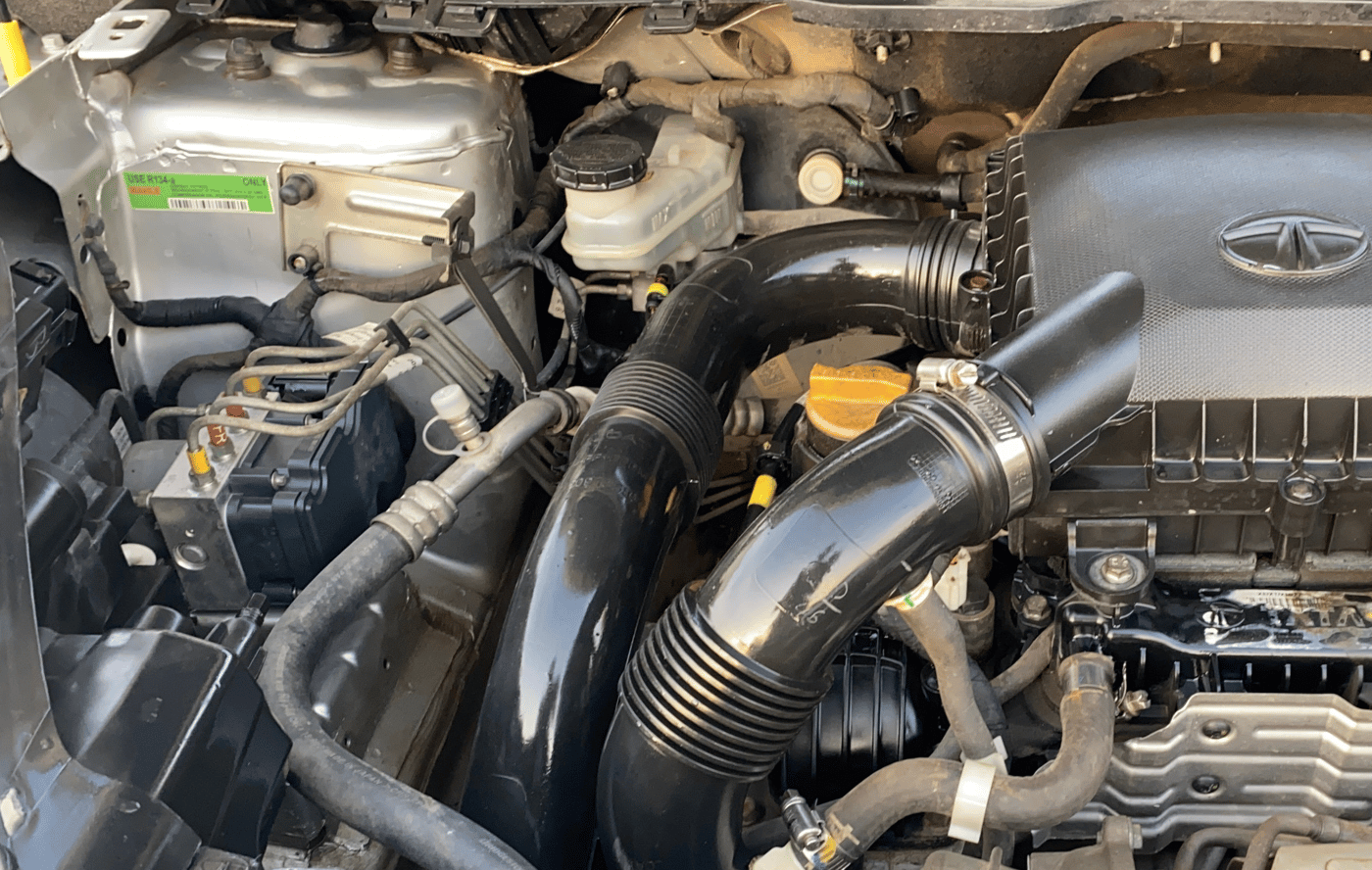 2018 Tata NEXON XM PETROL, Petrol, Manual, 96,110 km, Engine View - Right