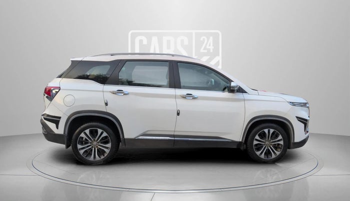 2021 MG HECTOR SHARP 1.5 DCT PETROL, Petrol, Automatic, 17,568 km, Right Side View