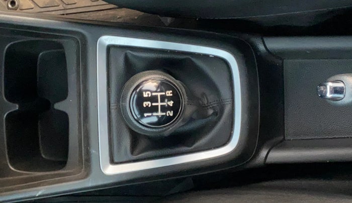 2021 Maruti Swift VXI, Petrol, Manual, 3,791 km, Gear Lever