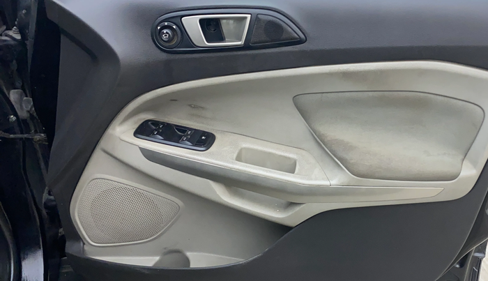 2016 Ford Ecosport TITANIUM 1.5L DIESEL, Diesel, Manual, 1,42,699 km, Driver Side Door Panels Control