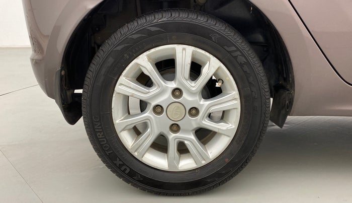 2018 Tata Tiago XZ 1.2 REVOTRON, Petrol, Manual, 28,457 km, Right Rear Wheel