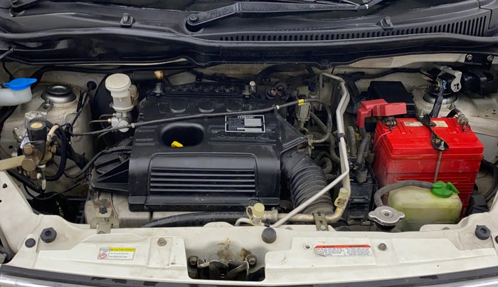 2018 Maruti Wagon R 1.0 VXI, CNG, Manual, 67,671 km, Engine View