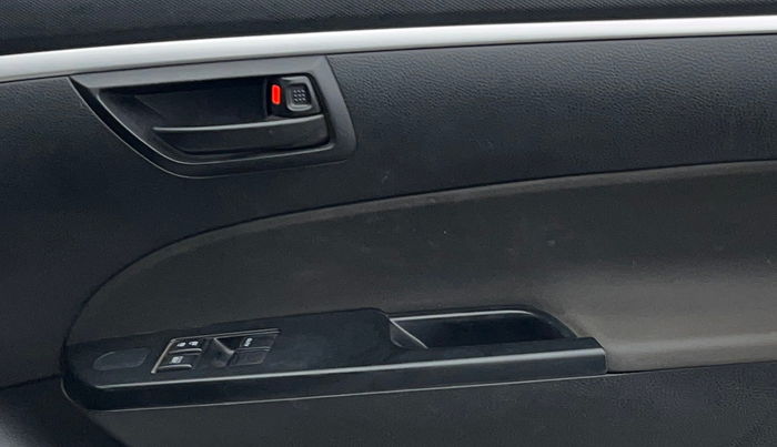 2017 Maruti Swift LXI (O), Petrol, Manual, 29,045 km, Driver Side Door Panels Control