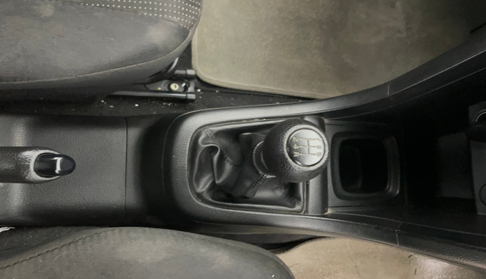 2017 Maruti Swift LXI (O), Petrol, Manual, 29,045 km, Gear Lever