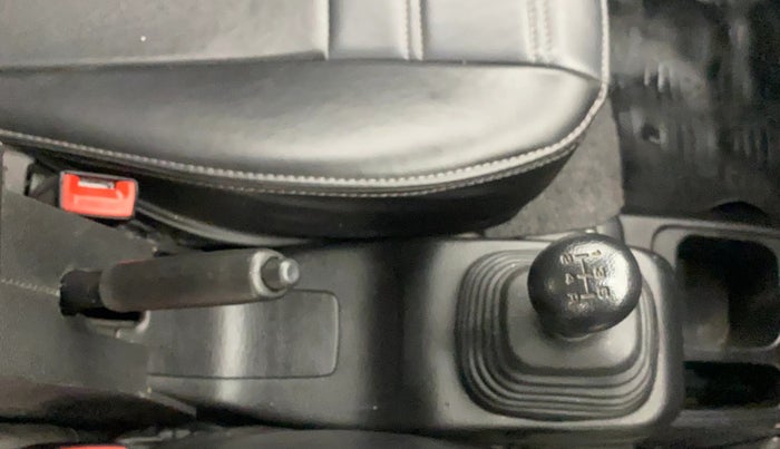 2022 Maruti Eeco 5 STR AC (O), Petrol, Manual, 8,164 km, Gear Lever