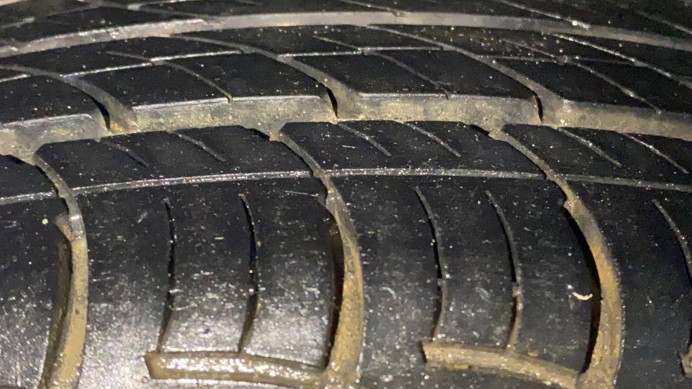 2019 Tata Tiago XZ PLUS PETROL, CNG, Manual, 63,290 km, Left Rear Tyre Tread