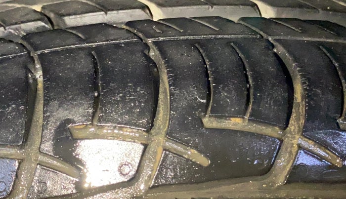 2019 Tata Tiago XZ PLUS PETROL, CNG, Manual, 63,290 km, Right Rear Tyre Tread