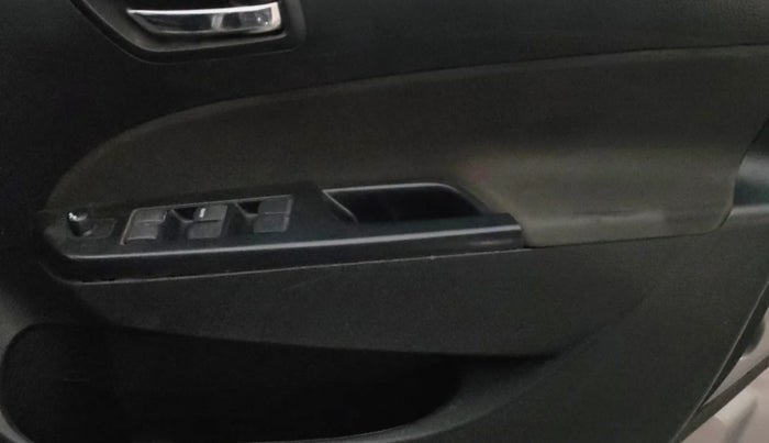 2014 Maruti Swift VXI, Petrol, Manual, 77,393 km, Driver Side Door Panels Control