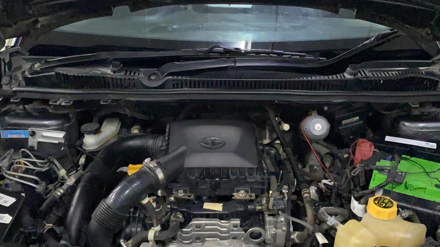 2022 Tata NEXON XE PETROL, CNG, Manual, 35,749 km, Engine View