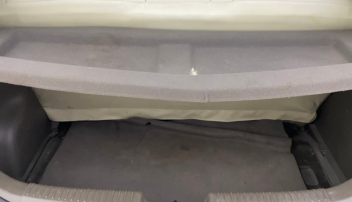 2012 Hyundai i10 MAGNA 1.2, Petrol, Manual, 62,494 km, Boot Inside