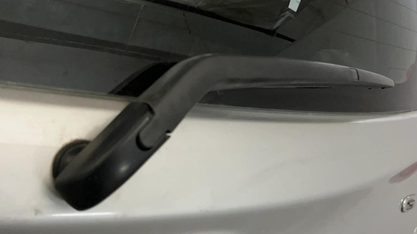 2015 Toyota Etios CROSS 1.2 G, CNG, Manual, 64,247 km, Rear Wiper