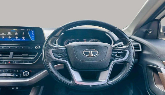 2022 Tata Harrier XZA PLUS 2.0L, Diesel, Automatic, 66,992 km, Steering Wheel Close Up