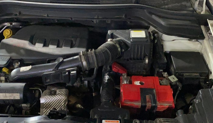 2023 Mahindra XUV300 W8 1.2 PETROL, Petrol, Manual, 22,230 km, Engine View - Left