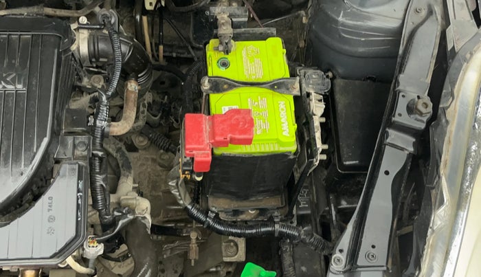 2015 Maruti Swift VXI, Petrol, Manual, 28,712 km, Engine View - Left