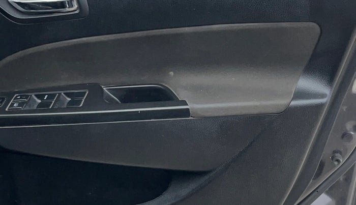 2015 Maruti Swift VXI, Petrol, Manual, 28,712 km, Driver Side Door Panels Control