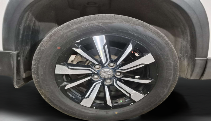 2020 MG HECTOR PLUS SHARP 1.5 PETROL TURBO DCT 6-STR, Petrol, Automatic, 78,476 km, Right Rear Wheel