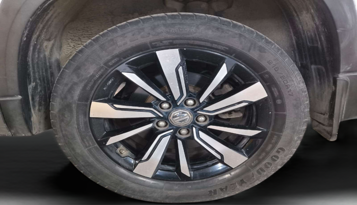 2020 MG HECTOR PLUS SHARP 1.5 PETROL TURBO DCT 6-STR, Petrol, Automatic, 78,476 km, Left Rear Wheel