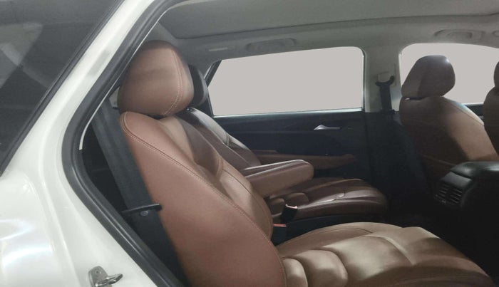 2020 MG HECTOR PLUS SHARP 1.5 PETROL TURBO DCT 6-STR, Petrol, Automatic, 78,476 km, Right Side Rear Door Cabin