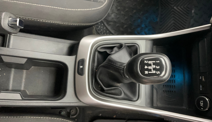 2023 Tata ALTROZ XZ Plus Sunroof i-Turbo , Petrol, Manual, 23,015 km, Gear Lever