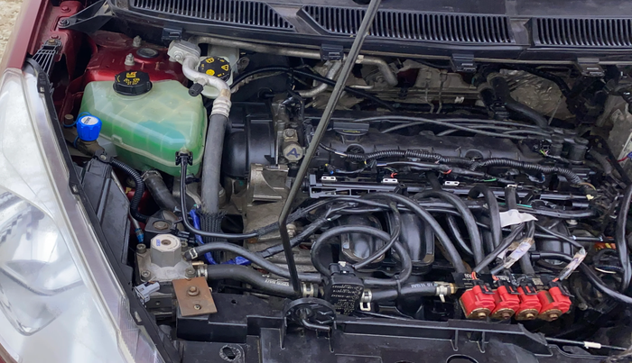 2018 Ford Figo Aspire TITANIUM 1.2 PETROL, CNG, Manual, 52,950 km, Engine View - Right