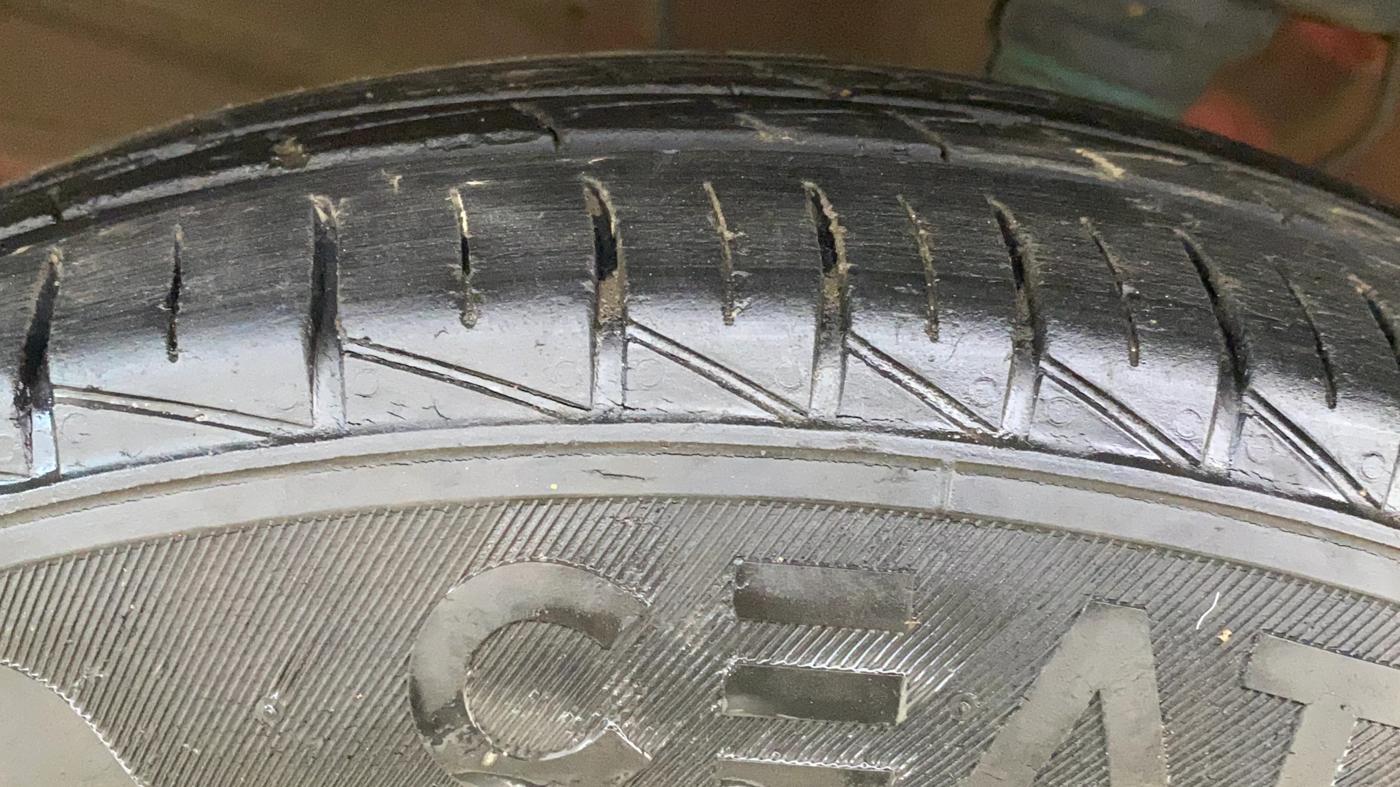 2021 Maruti S PRESSO LXI CNG, CNG, Manual, 44,500 km, Left Front Tyre Tread
