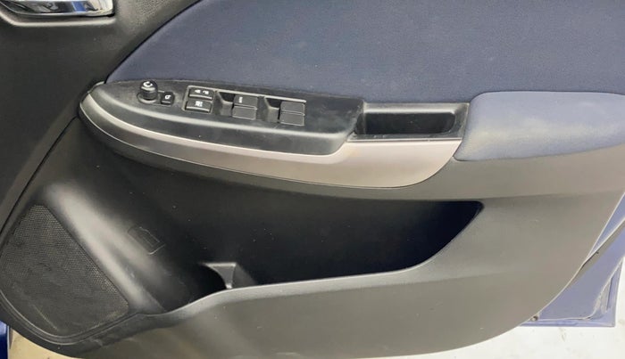 2021 Maruti Baleno ALPHA PETROL 1.2, Petrol, Manual, 37,741 km, Driver Side Door Panels Control