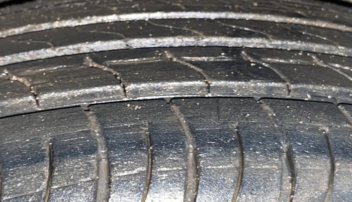 2017 Hyundai Creta SX PLUS 1.6 PETROL, Petrol, Manual, 76,961 km, Left Rear Tyre Tread