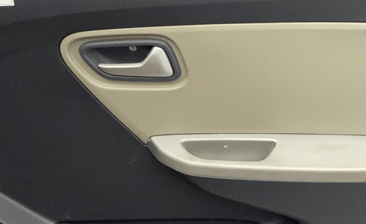 2016 Maruti Alto K10 VXI AMT, Petrol, Automatic, 44,783 km, Driver Side Door Panels Control