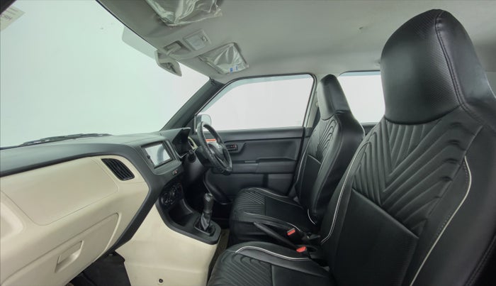2019 Maruti New Wagon-R 1.0 Lxi (o) cng, CNG, Manual, 30,008 km, Right Side Front Door Cabin