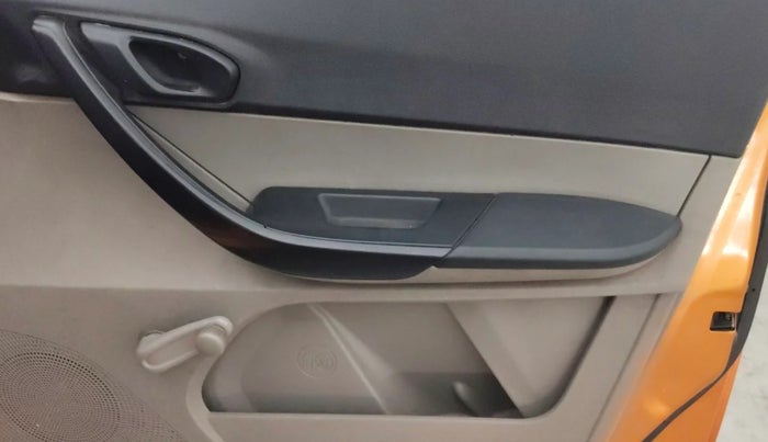 2018 Tata Tiago XE PETROL, Petrol, Manual, 62,656 km, Driver Side Door Panels Control
