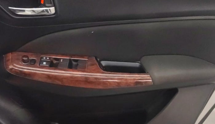 2018 Maruti Swift ZXI AMT, Petrol, Automatic, 71,192 km, Driver Side Door Panels Control