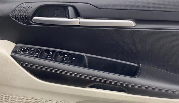 2020 KIA SONET HTX 1.0 IMT, Petrol, Manual, 74,360 km, Driver Side Door Panels Control