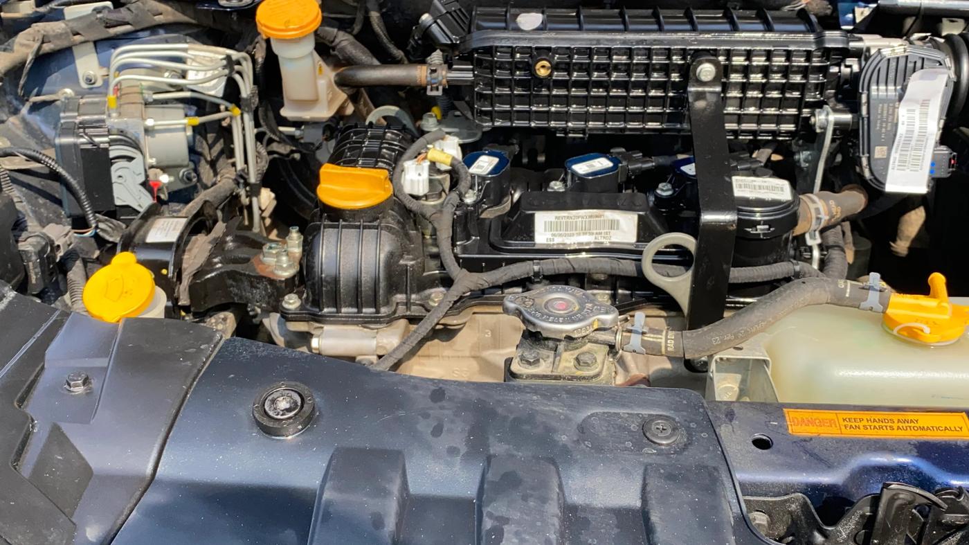 2023 Tata ALTROZ XZ + SUNROOF, Petrol, Manual, 37,198 km, Engine View - Right
