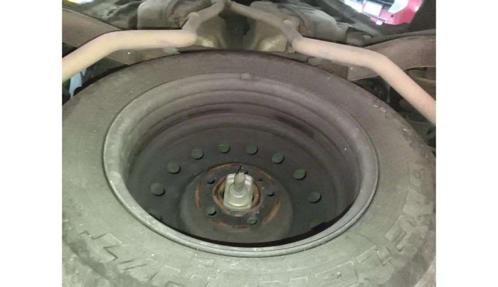 2018 Mahindra XUV500 W7, Diesel, Manual, 1,18,011 km, Spare Tyre