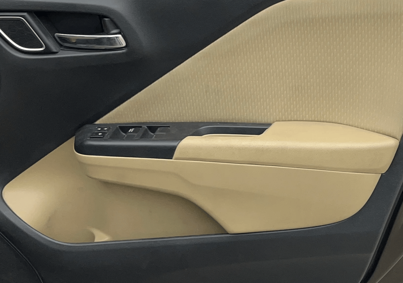 2021 Honda City 1.5L I-VTEC V MT 4TH GEN, Petrol, Manual, 49,362 km, Driver Side Door Panels Control