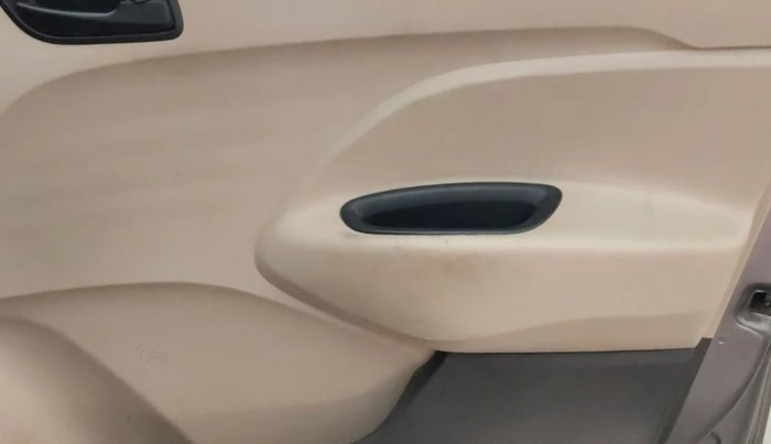 2020 Hyundai NEW SANTRO SPORTZ CNG, CNG, Manual, 1,15,243 km, Driver Side Door Panels Control