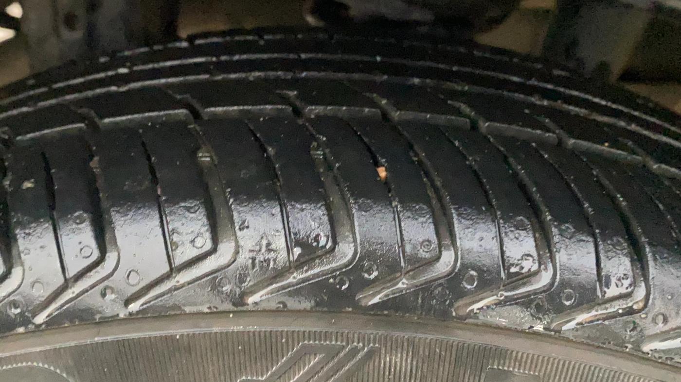 2018 Maruti Alto K10 VXI, Petrol, Manual, 87,853 km, Right Rear Tyre Tread