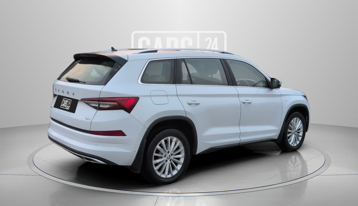 2023 Skoda Kodiaq L&K, Petrol, Automatic, 60,781 km, Right Back Diagonal