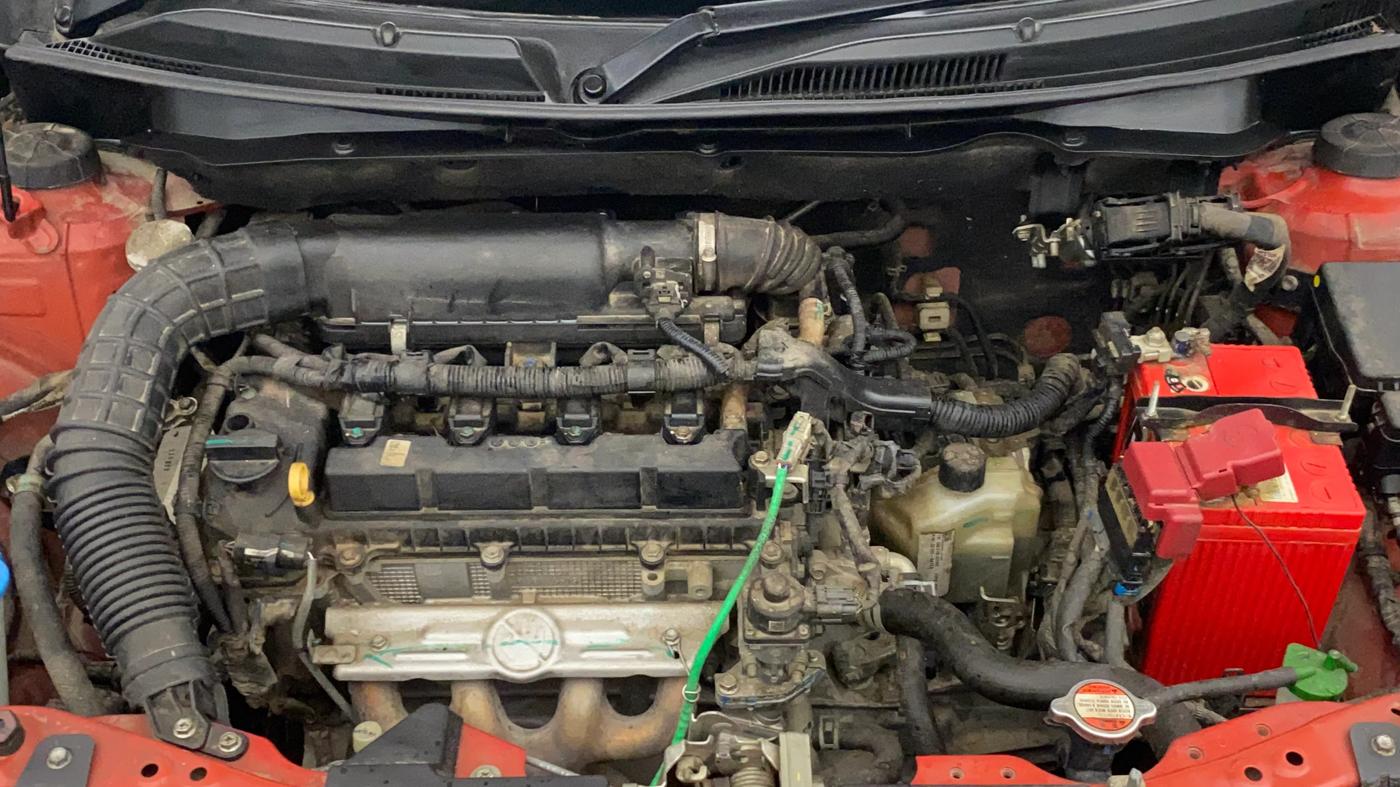 2022 Maruti Swift ZXI PLUS AMT DUAL TONE, Petrol, Automatic, 50 km, Engine View
