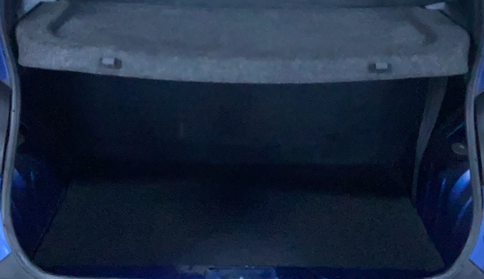 2017 Renault Kwid CLIMBER 1.0 AMT, Petrol, Automatic, 20,515 km, Boot Inside