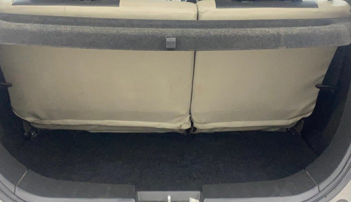 2016 Maruti Wagon R 1.0 VXI, Petrol, Manual, 63,564 km, Boot Inside