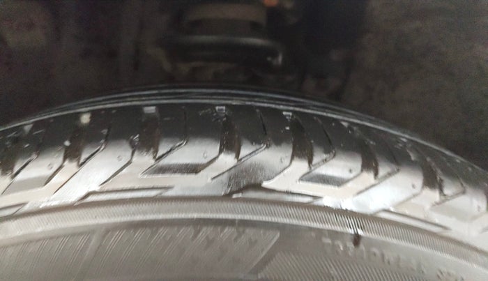 2023 Jeep Compass LIMITED (O) 2.0 DIESEL AT FWD, Diesel, Automatic, 22,303 km, Right Front Tyre Tread