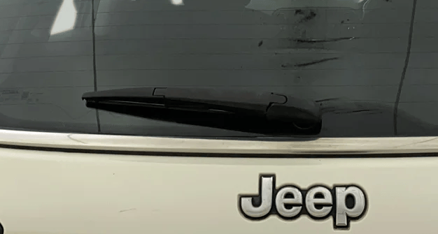 2018 Jeep Compass SPORT 2.0 DIESEL, Diesel, Manual, 1,01,110 km, Rear Wiper