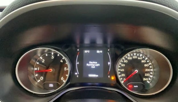 2018 Jeep Compass SPORT 2.0 DIESEL, Diesel, Manual, 1,00,566 km, Odometer Image