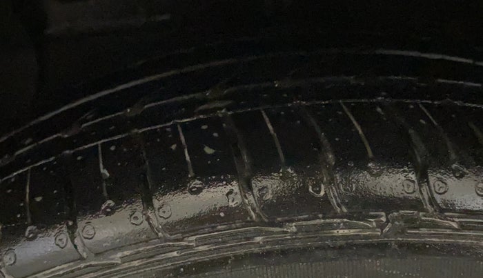 2023 Hyundai GRAND I10 NIOS SPORTZ 1.2 KAPPA VTVT, Petrol, Manual, 14,231 km, Left Front Tyre Tread