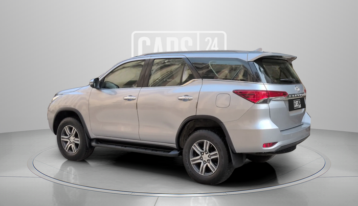 2020 Toyota Fortuner 2.8 4X2 AT, Diesel, Automatic, 48,819 km, Left Back Diagonal